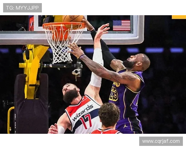 詹姆斯再度刷新纪录湖人逆转取胜引爆全场球迷热情